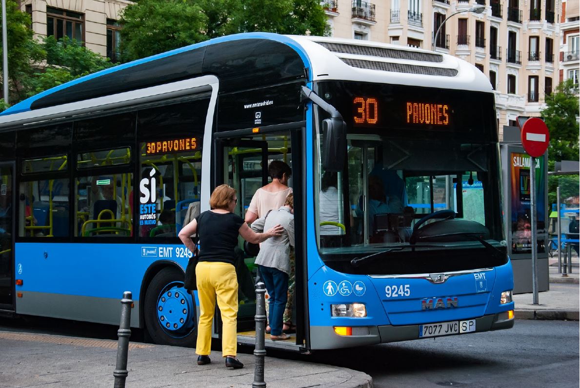 Autobuses eléctricos e híbridos para el transporte público