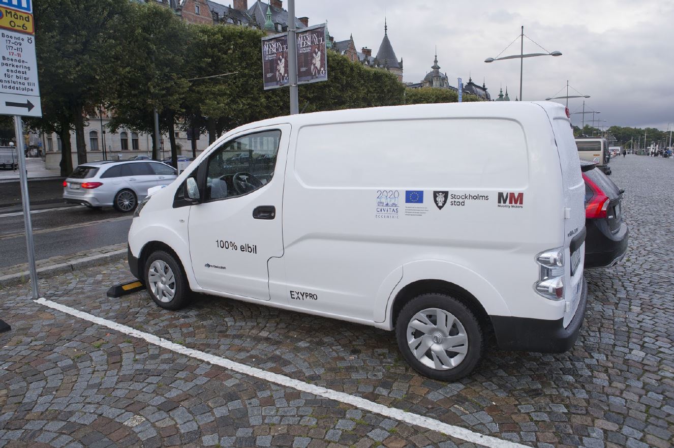 Electric van test fleets for craftsmen and delivery companies