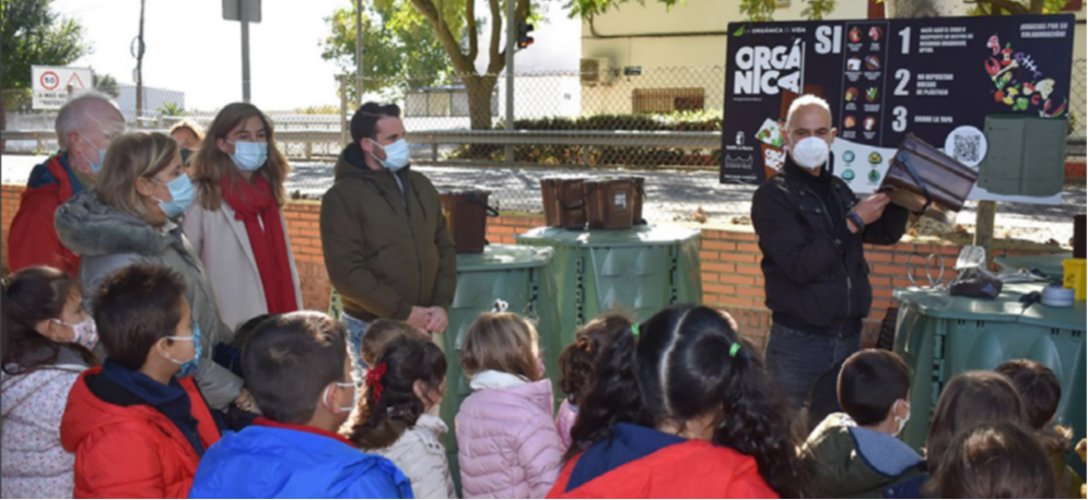 Talleres de Reciclaje de Muebles - Concienciación sobre la Economía Circular