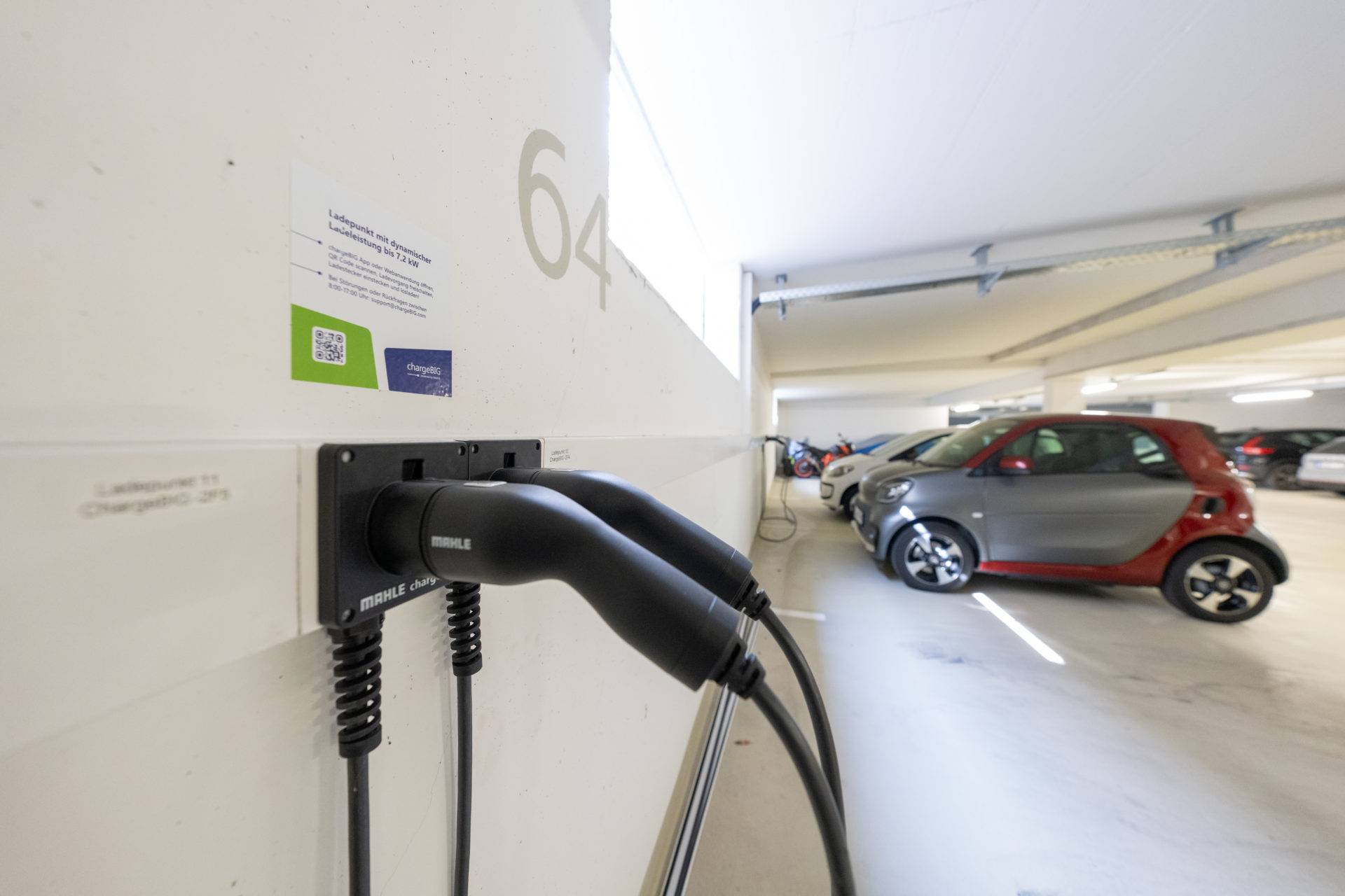 Rénovation pour permettre la recharge de véhicules électriques pour une association de logement